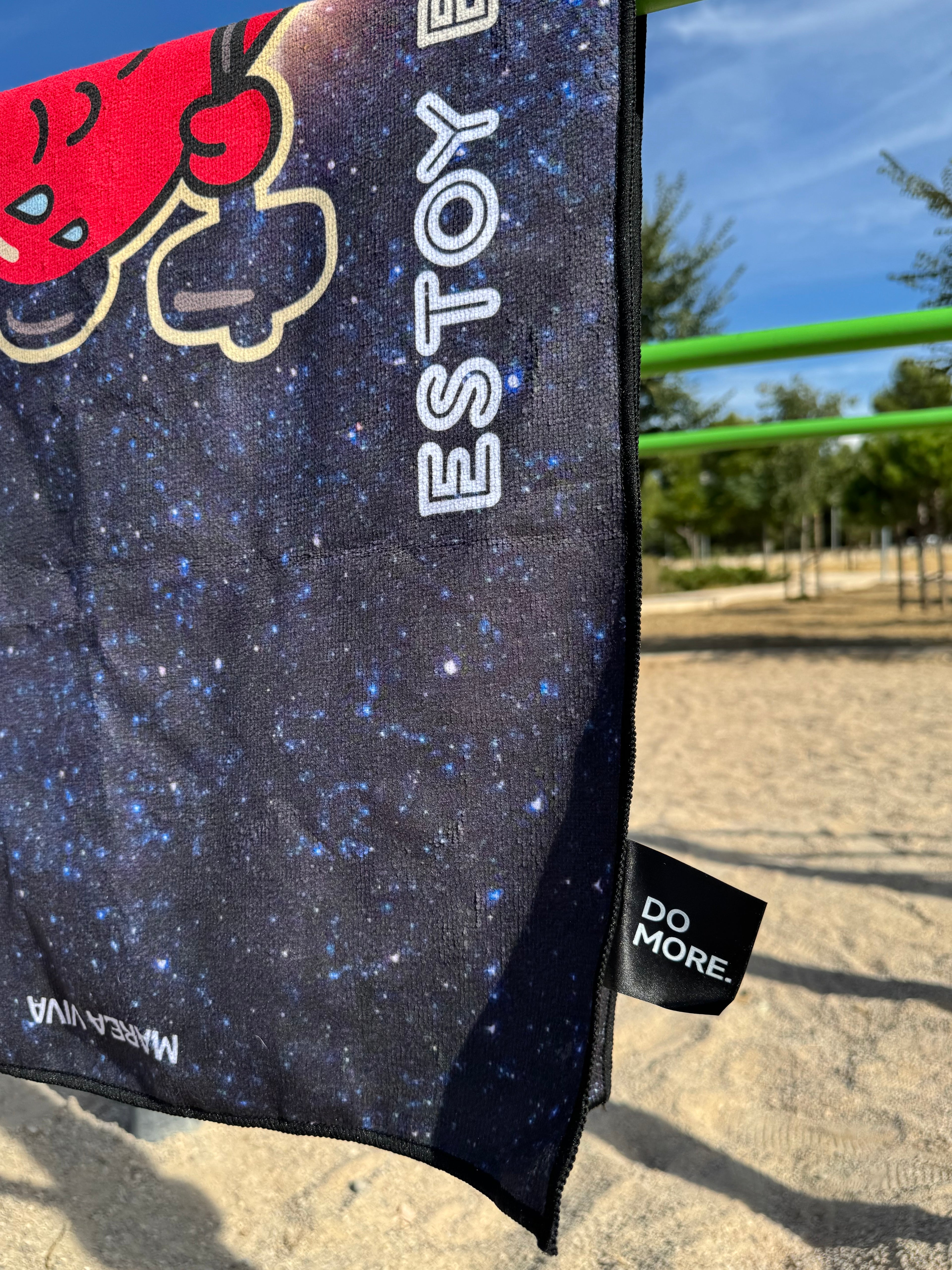 Tu toalla de gimnasio DOMORE — Símbolo de superación y actitud