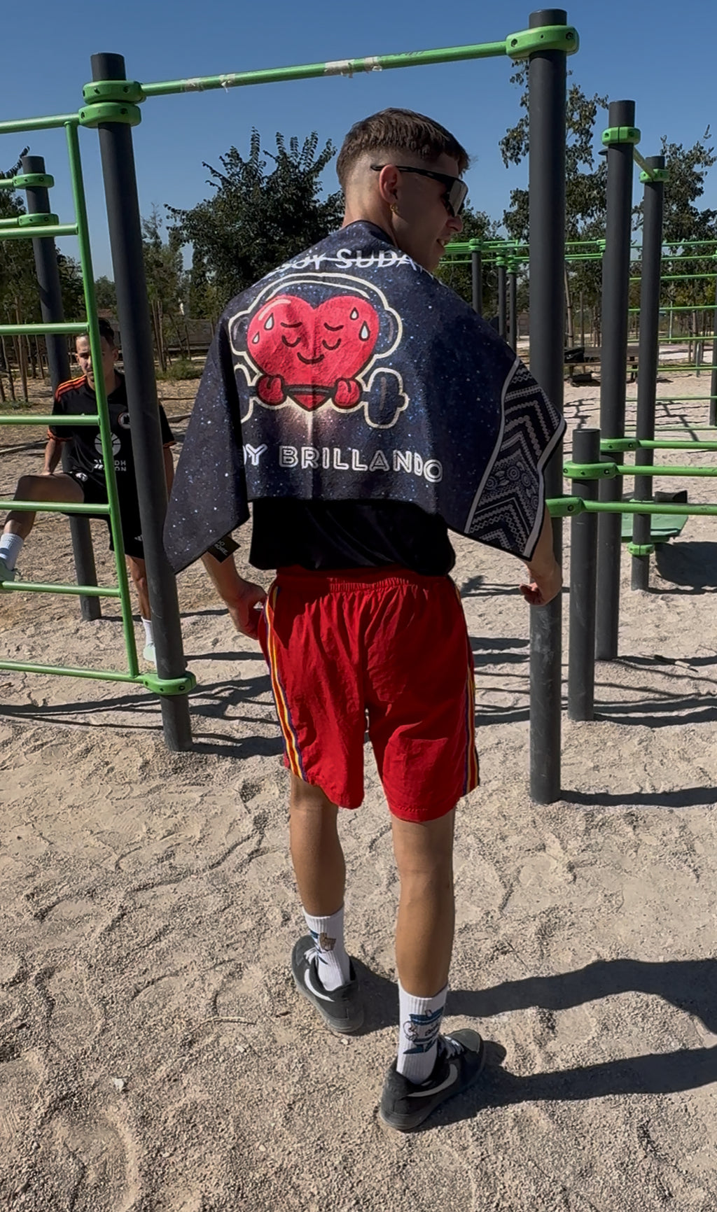 Tu toalla de gimnasio DOMORE — Símbolo de superación y actitud